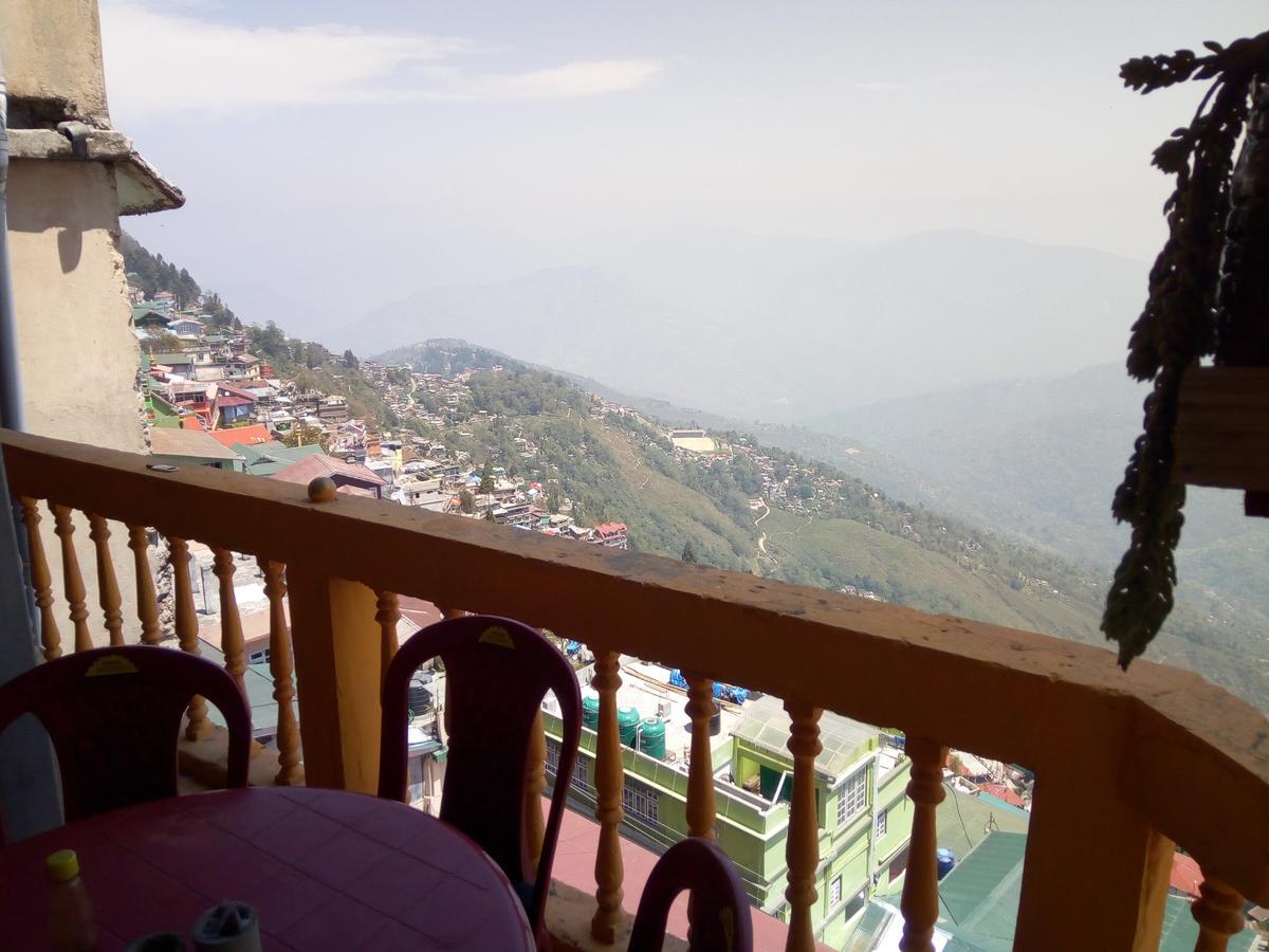 Hotel Tower View Darjeeling  Exteriör bild